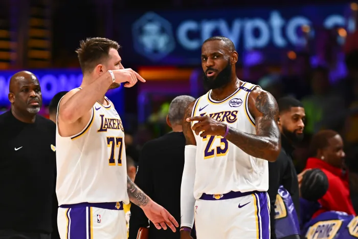 NBA直播-詹姆斯谈季后赛真谛：40岁传奇的冠军哲学